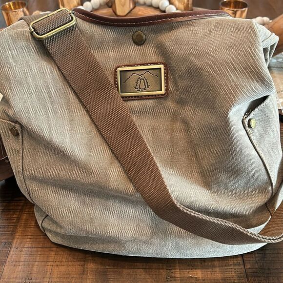Shoulder /crossbody bag tan brand new - Picture 4 of 4